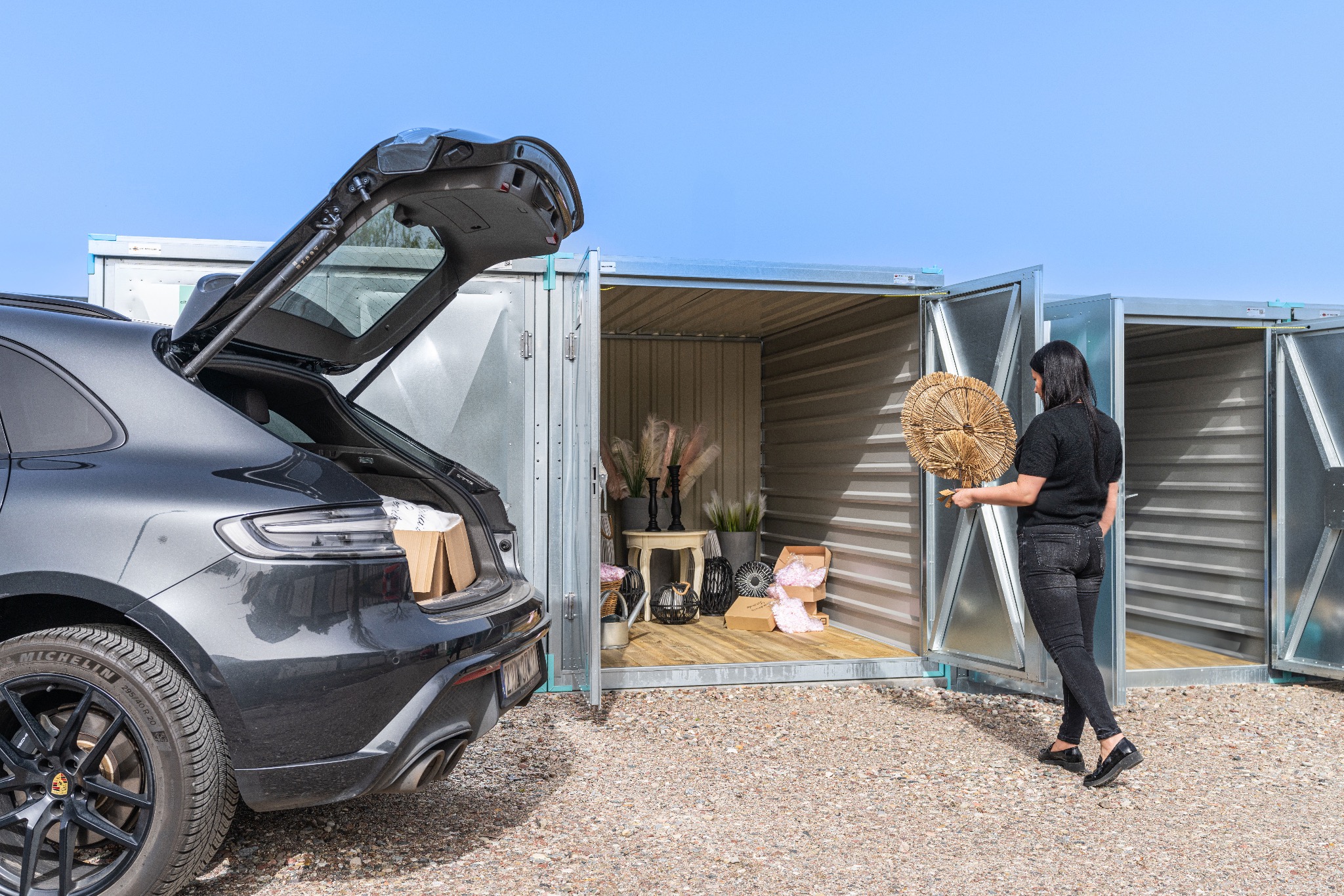 Do naszych magazynów masz dostęp o każdej porze dnia i nocy.