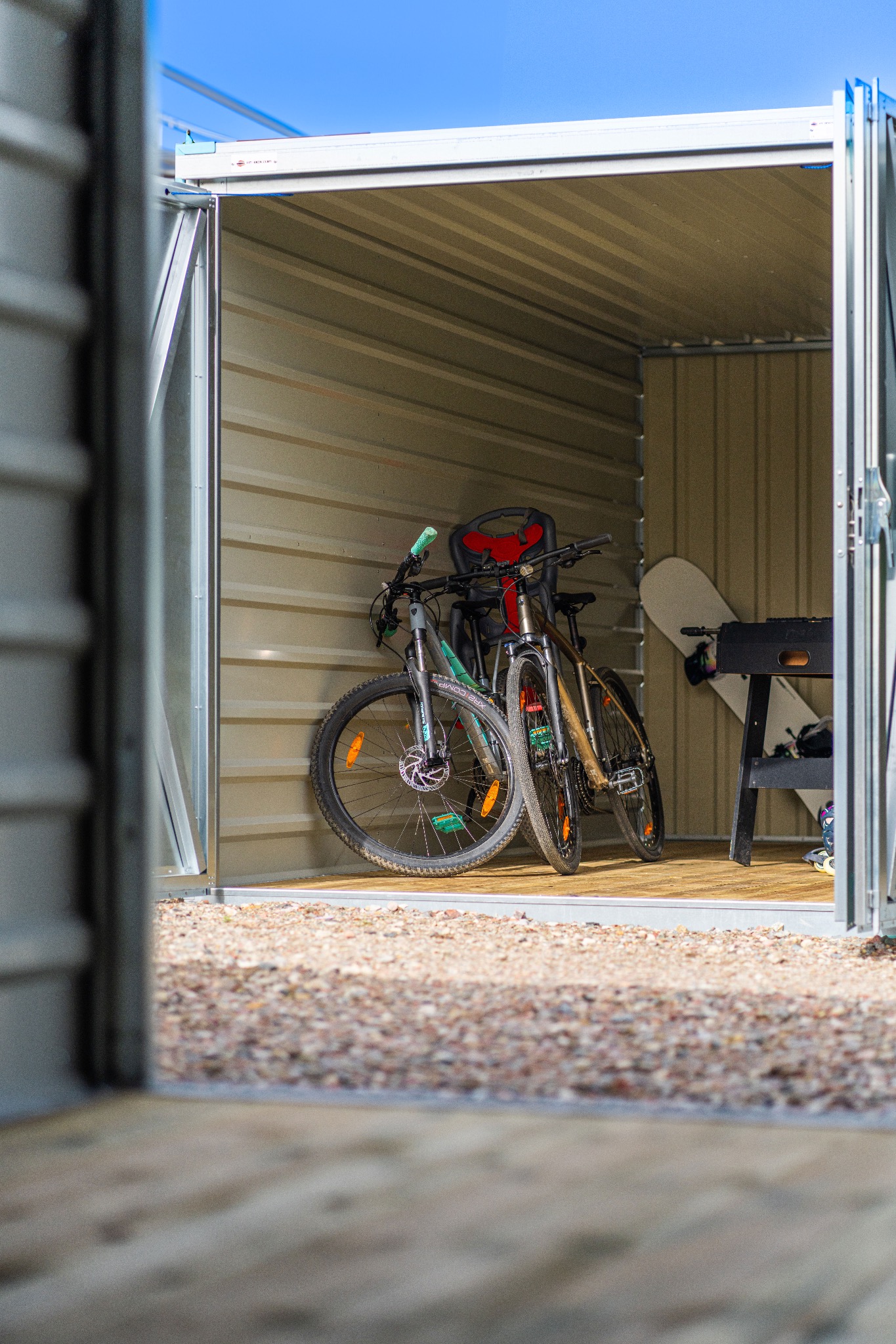 Nasze boxy mają gwarantowany 24 godzinny monitoring.