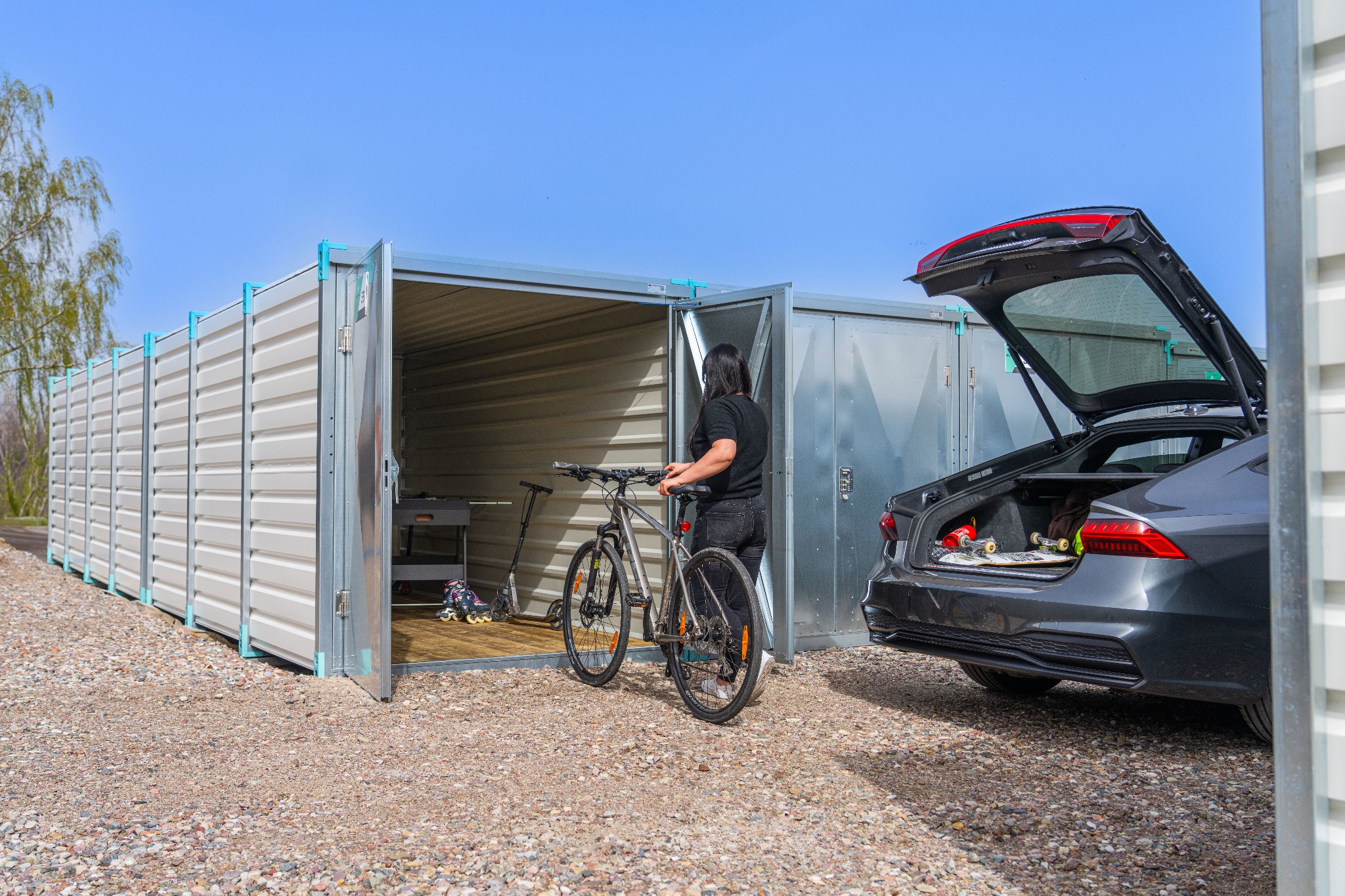 Nasze place self storage położone są w dogodnych lokalizacjach z dojazdem pod same drzwi magazynu.