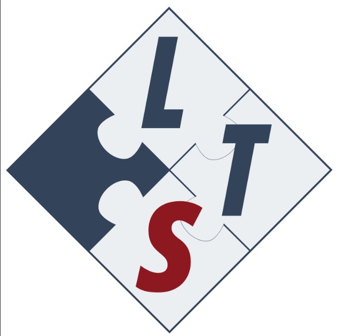 Logo firmy w kształcie rombu złożonego z czterech elementów układanki, zawierające litery L, T, S w odcieniach szarości i czerwieni.