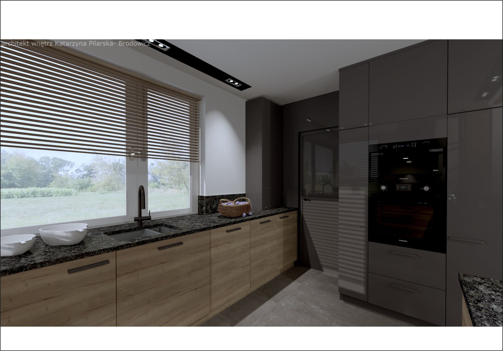Wizualizacja nowoczesnej kuchni z drewnianymi szafkami dolnymi i szarymi górnymi, czarnym blatem z granitu, widokiem na zieleń za oknem z żaluzjami oraz piekarnikiem Samsung