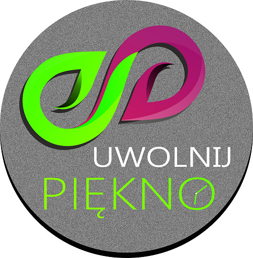 Logo firmy z abstrakcyjnym symbolem w kolorach zielonym i różowym, hasłem 'Uwolnij Piękno' oraz ikoną zegara, umieszczone na szarym, teksturowanym tle w kształcie koła.