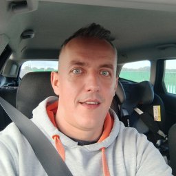 Dawid Mazelewski - Układanie Paneli Świecie