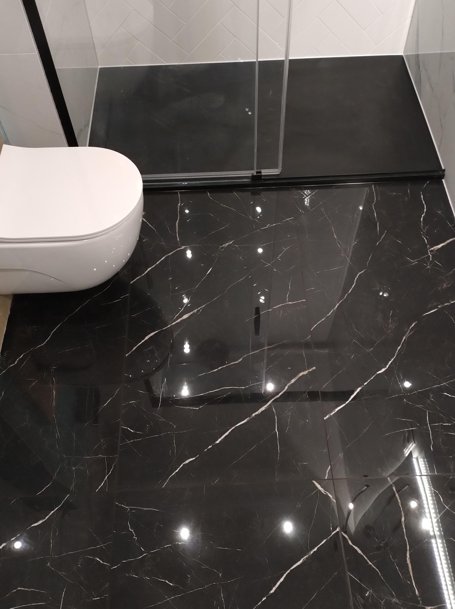 Wykonujemy kompleksowe usługi remontowe mieszkań...