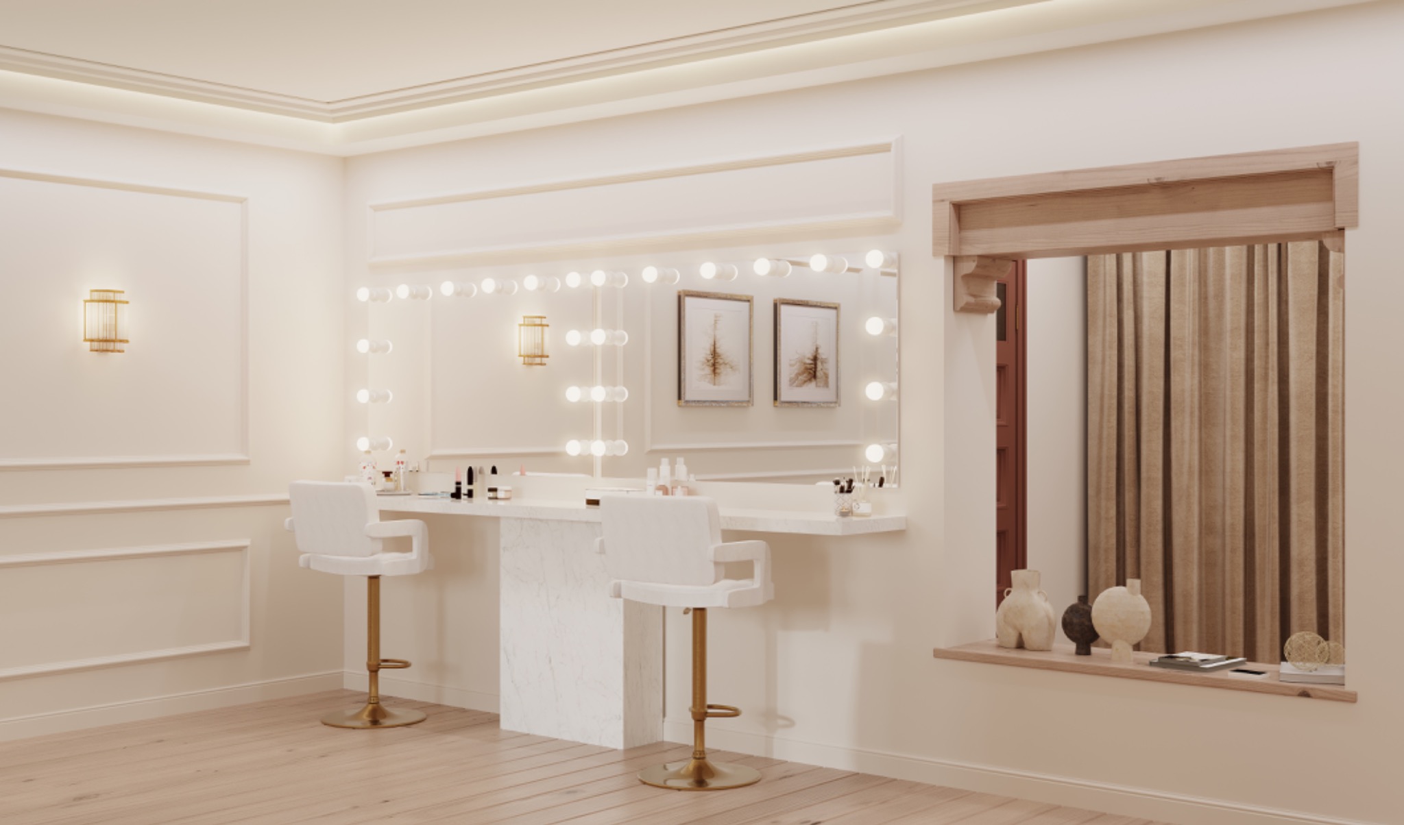 Jasne wnętrze salonu makijażu ze stanowiskami z lustrami podświetlanymi żarówkami, białymi krzesłami na złotych nogach i dekoracjami na parapecie okiennym.