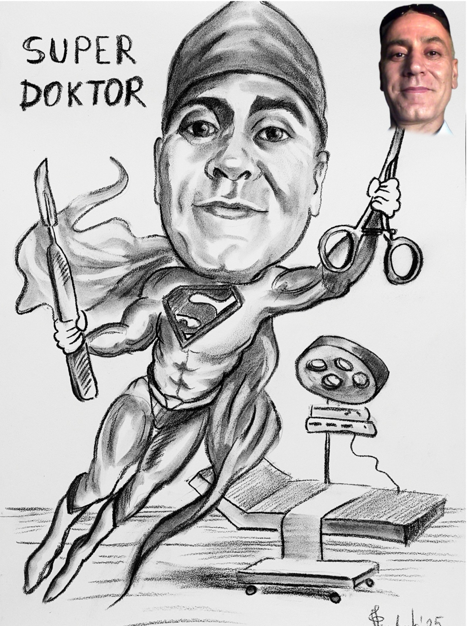 Ręcznie rysowany portret karykaturalny lekarza jako superbohatera z narzędziami chirurgicznymi i zdjęciem twarzy w prawym górnym rogu. Napis 'Super Doktor'.