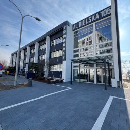 GT INVESTMENT Grzegorz Talik - Wykonanie elewacji oraz kostki brukowej.