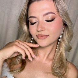 Makijaż ślubny Glow nude Głogów 