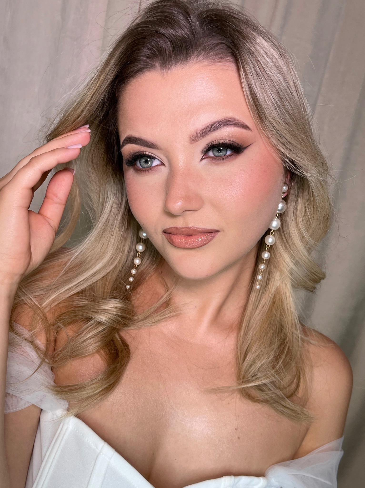 Makijaż ślubny Głogów glow nude