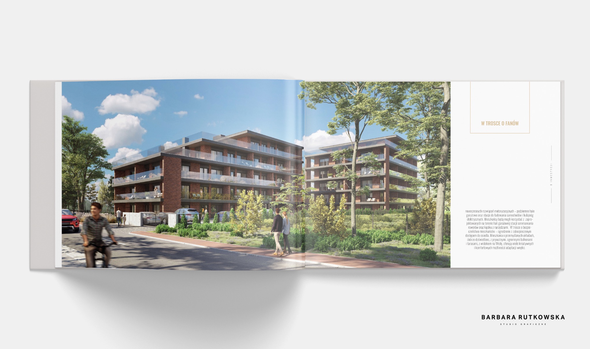 Rozkładówka katalogu reklamowego prezentująca wizualizację dwóch nowoczesnych budynków apartamentowych z cegły z przeszklonymi balkonami, otoczonych zielenią i z widocznymi przechodniami...