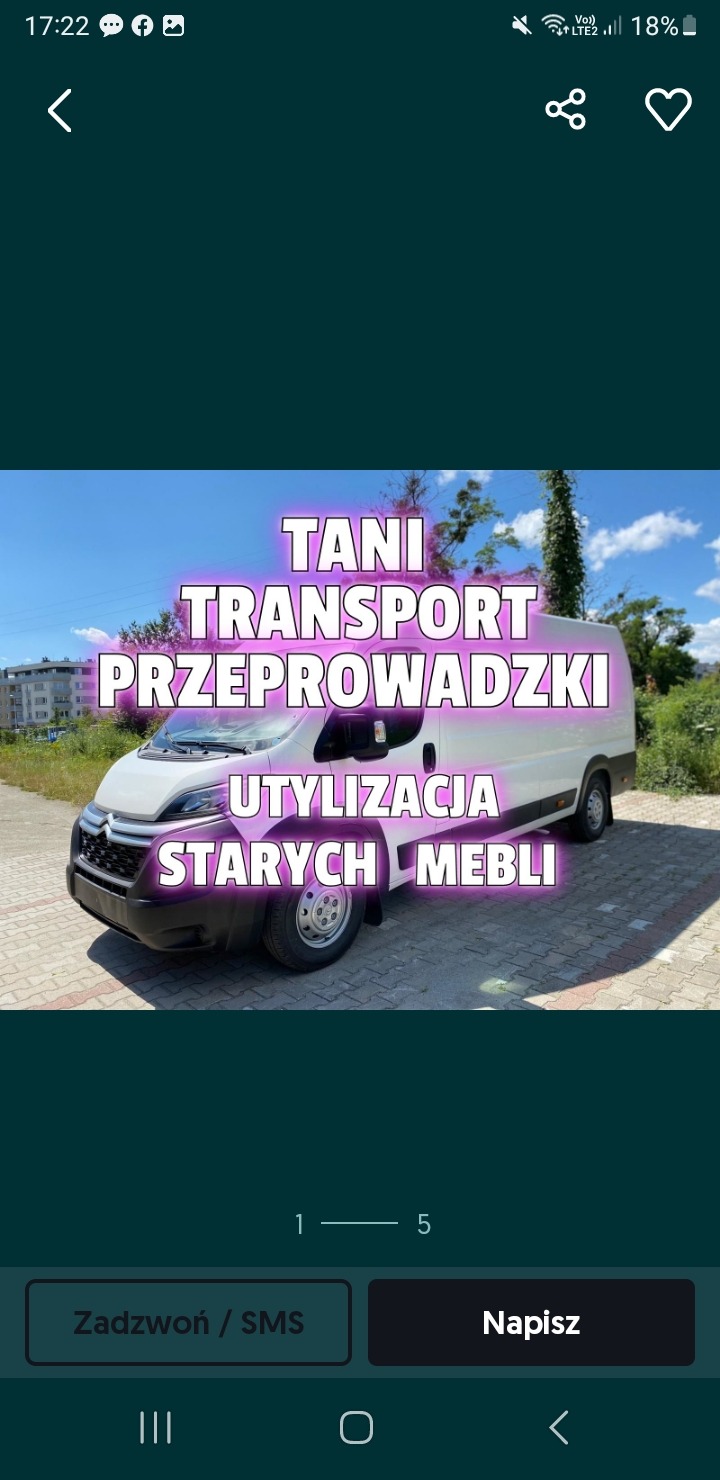 Biały samochód dostawczy na tle budynków mieszkalnych i zieleni, z nałożonym tekstem 'Tani transport, przeprowadzki, utylizacja starych mebli'.