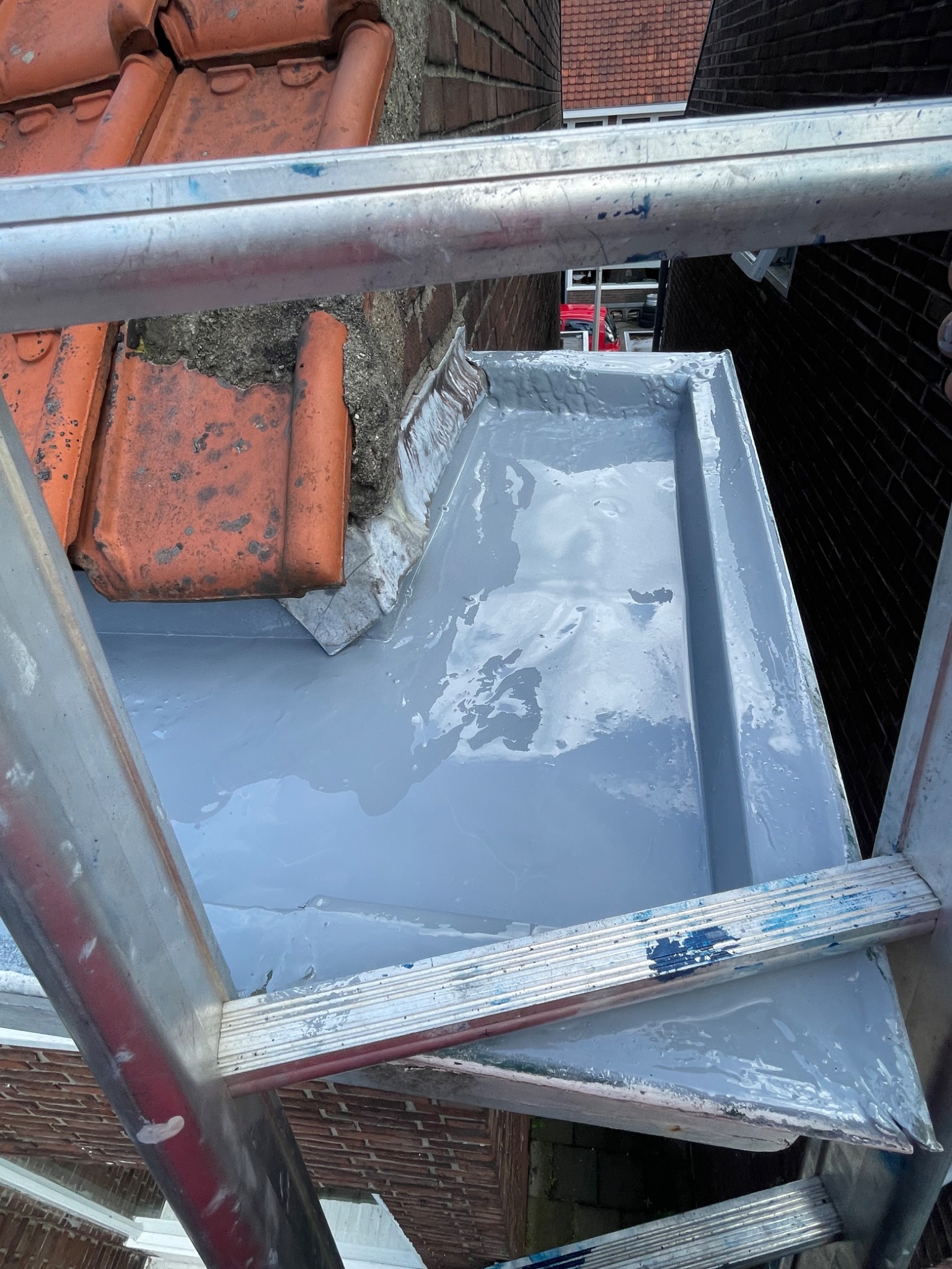 Renowacja i uszczelnienie rynny praca po wykonaniu