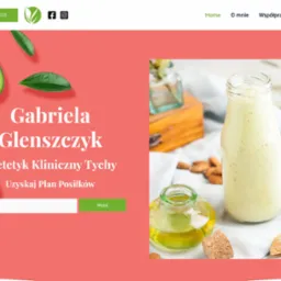Strona internetowa dietetyka klinicznego z Tychów, Gabrieli Glenszczyk, z awokado, liśćmi, butelką koktajlu i buteleczką z olejem na koralowym tle.