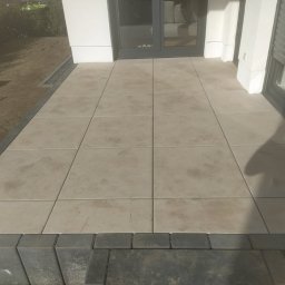 Układanie kostki brukowej Wolbrom 4