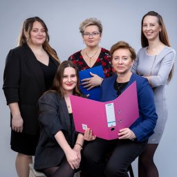 Profesjonalna Księgowa Biura Rachunkowego Hando