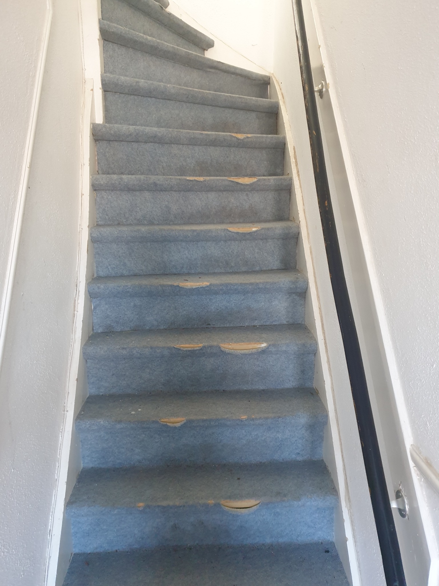 Schody przed odnowieniem