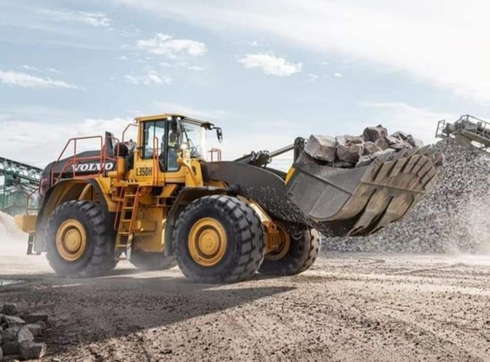 Ładowarka jedno naczyniowa VOLVO typu fadroma.