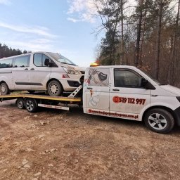 Pomoc drogowa Dąbrowa Górnicza 24h - Laweta do transportu samochodów osobowych i dostawczych 6 osobowa dubel kabina