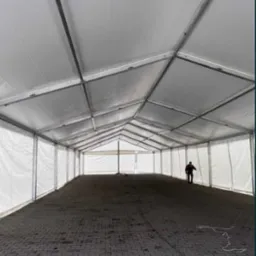 Hala namiotowa szerokość 10m, długość od 5m do 40m. Wysokość boku 3m.