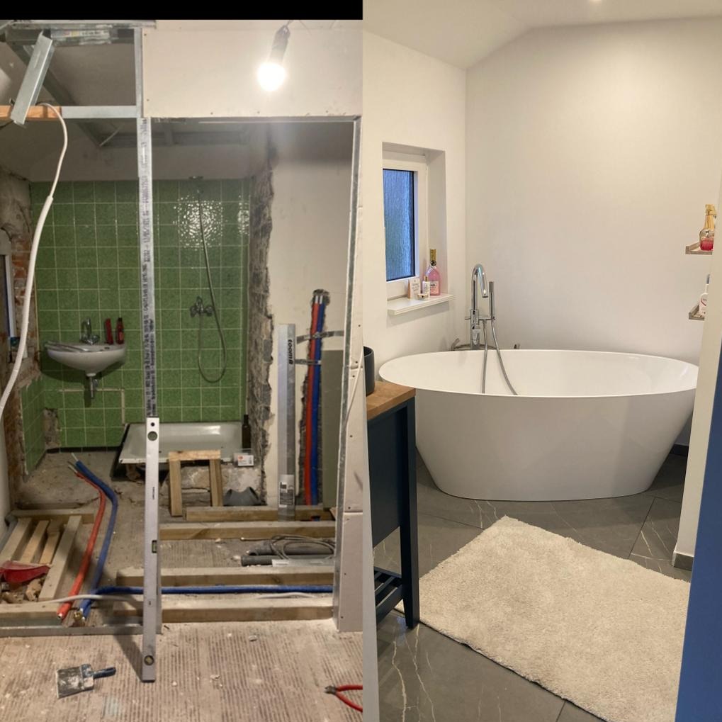 Zdjęcie 'przed i po' prezentujące metamorfozę łazienki: po lewej surowy stan z zielonymi płytkami, odsłoniętymi instalacjami i rusztowaniami, po prawej odnowiona łazienka z białą wanną wolnostojącą...