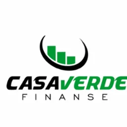 Logo firmy Casaverde Finanse z zielonym symbolem słupkowego wykresu w czarnym półokręgu.