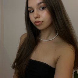 Julia Kubiak - Studio Fotograficzne Ł&oacute;dź