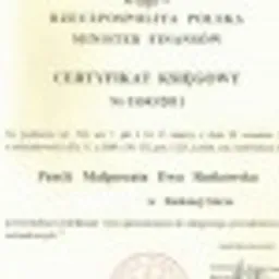 Skan certyfikatu księgowego wydanego przez Ministerstwo Edukacji w języku polskim, z widocznym numerem certyfikatu i imionami oraz nazwiskami osób, których dotyczy.
