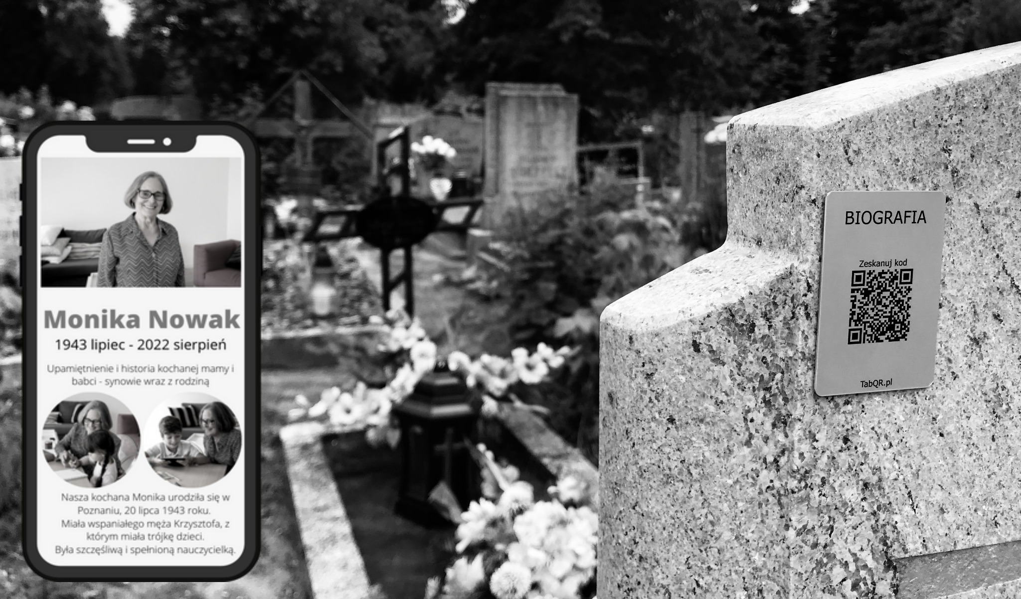Czarno-białe zdjęcie nagrobka z przymocowaną kartką z kodem QR i napisem 'Biografia' oraz smartfonem wyświetlającym wspomnienie o zmarłej osobie, tło cmentarza z innymi nagrobkami.