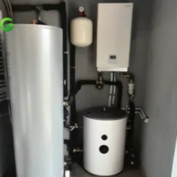 Pompa ciepła Rotenso wraz z zasobnikiem na C.W.U oraz buforem ciepła