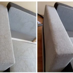 Dwa ujęcia tej samej kanapy: po lewej widoczne plamy na szarym obiciu, po prawej obicie po czyszczeniu, jednolite i jaśniejsze.