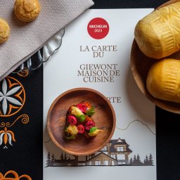 sesja fotografii kulinarnej dla restauracji Giewont w Kościelisku - ilustracja na potrzeby publikacji przez Michelin Guide