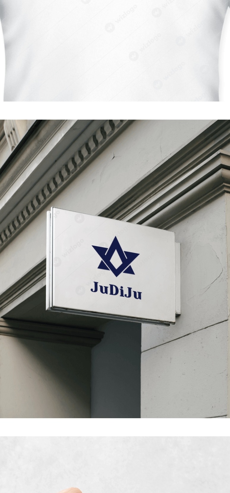 Szyld reklamowy z logo JuDiJu, zamontowany na rogu budynku z dekoracyjnym gzymsem.