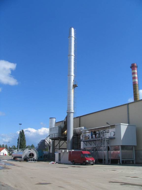 Projekty konstrukcyjne instalacji przemysłowych - komin stalowy