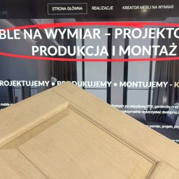 MYCREATOR WALCZAK BARTOSZ - Fragment frontu meblowego na tle strony internetowej firmy z Poznania oferującej meble na wymiar, projektowanie, produkcję i montaż.