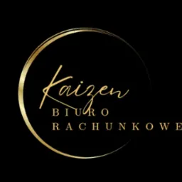 Eleganckie logo Biura Rachunkowego Kaizen w złotym kolorze na czarnym tle, otoczone złotym okręgiem.