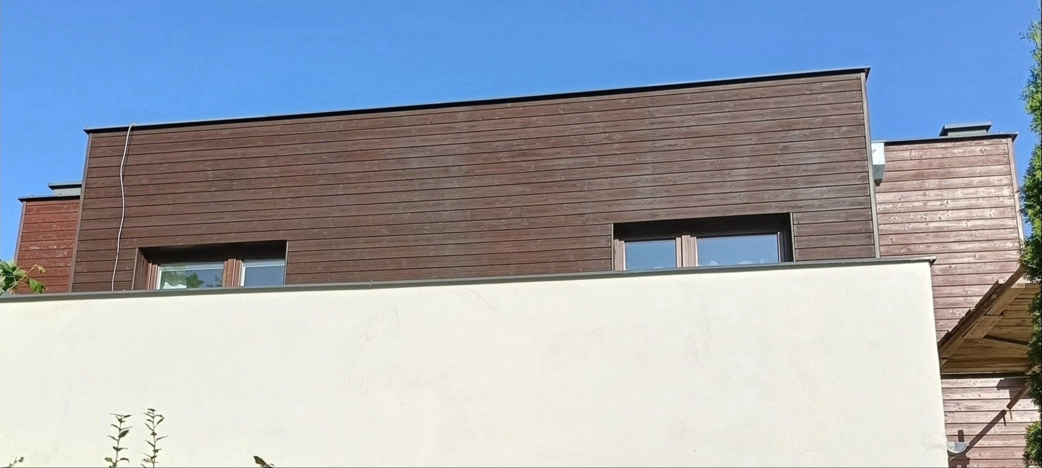 Odświeżanie deski elewacyjnej Szlifowanie Malowanie Impregnacja