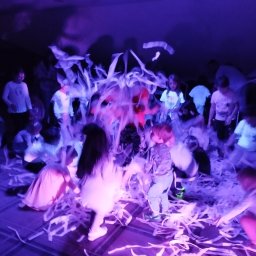 Tygrysek Artur Mokański firma animacyjna - Papierowe show