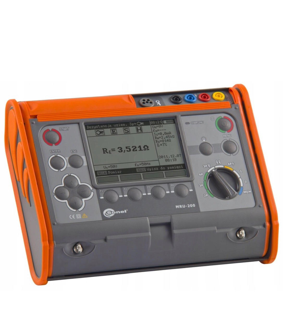 Miernik rezystancji uziemienia Sonel MRU-200 z wyświetlaczem wskazującym wartość 3,521 Ω, ustawiony na białym tle.
