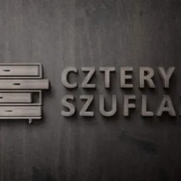 Logo firmy meblarskiej przedstawiające cztery przesunięte względem siebie szuflady obok napisu 'CZTERY SZUFLADY' na ciemnym, teksturowanym tle.