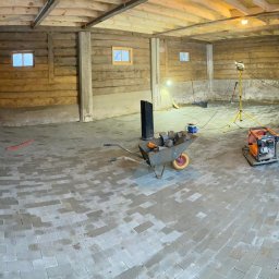 Montaż ogrodzeń Dąbrówki 3