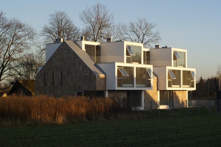 Das Haus - budynek w zabudowie bliźniaczej Kraków 2010