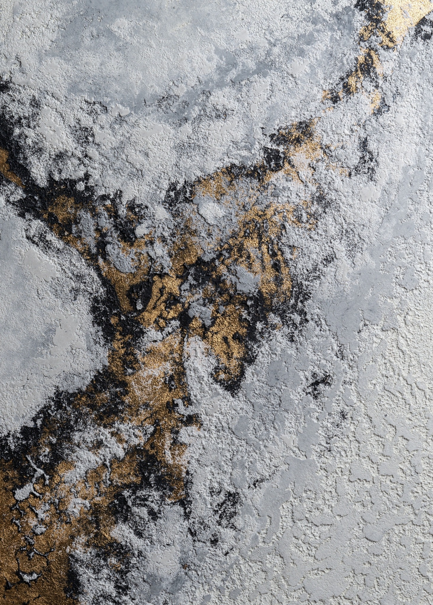 złoty szlakmetal pokryty betonem włoskiej marki , idealny do salonu jako ozdoba