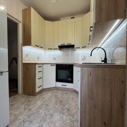 Kuchnia dąb artisan, podświetlenie LED