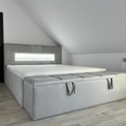 Łóżko tapicerowane, ze skrzynią. Półka podświetlana LED.