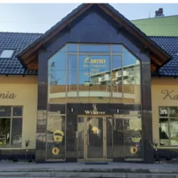 Pierwsze piętro nad cukiernią WIKTOR