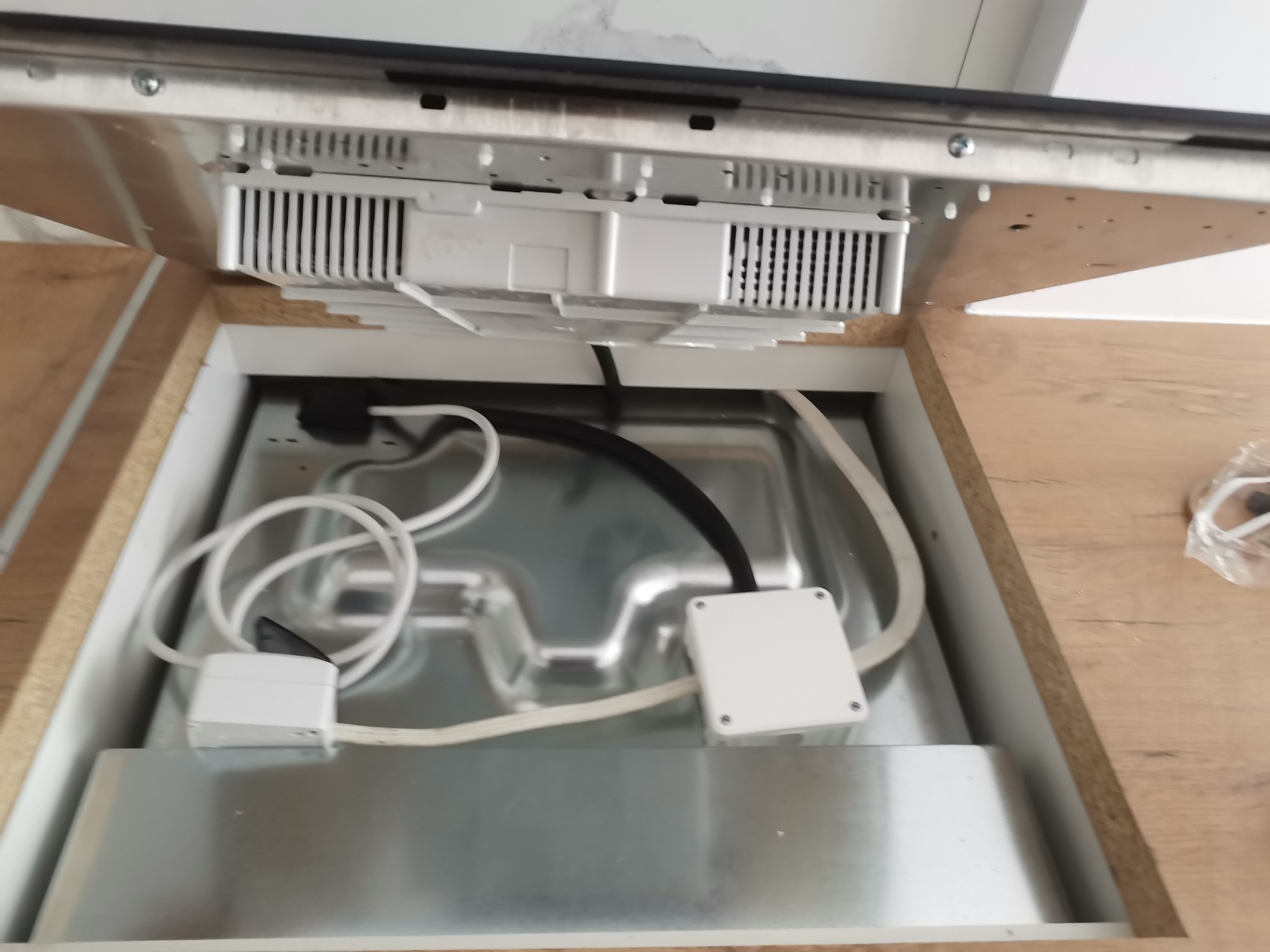 Podłączenie płyty indukcyjnej i piekarnika