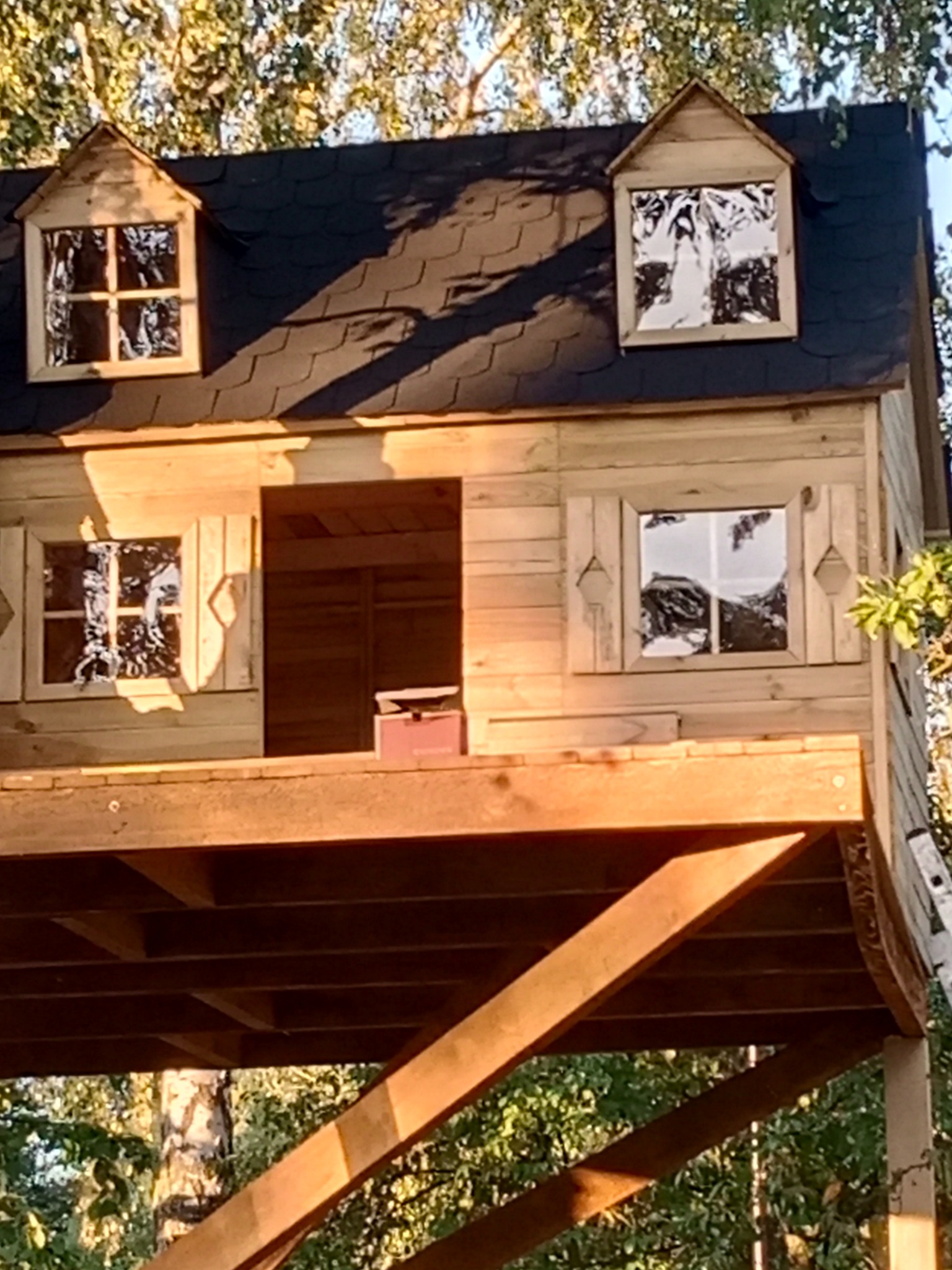 Witam jestem Bardzo kreatywnym człowiekiem z dużym doswiaczeniem w branży budowlanej