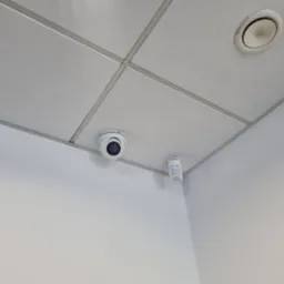 Montaż monitoringu i alarmów