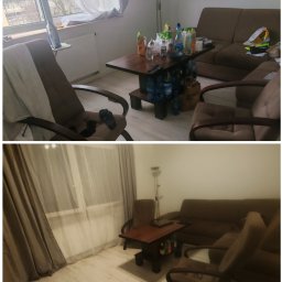 ZaCLEANaczka Sylwia Szymkiewicz - Widok salonu przed posprzątaniem: na drewnianym stoliku stoi duża ilość napojów i przekąsek, w tle brązowa sofa i dwa fotele, na parapecie żelazko.