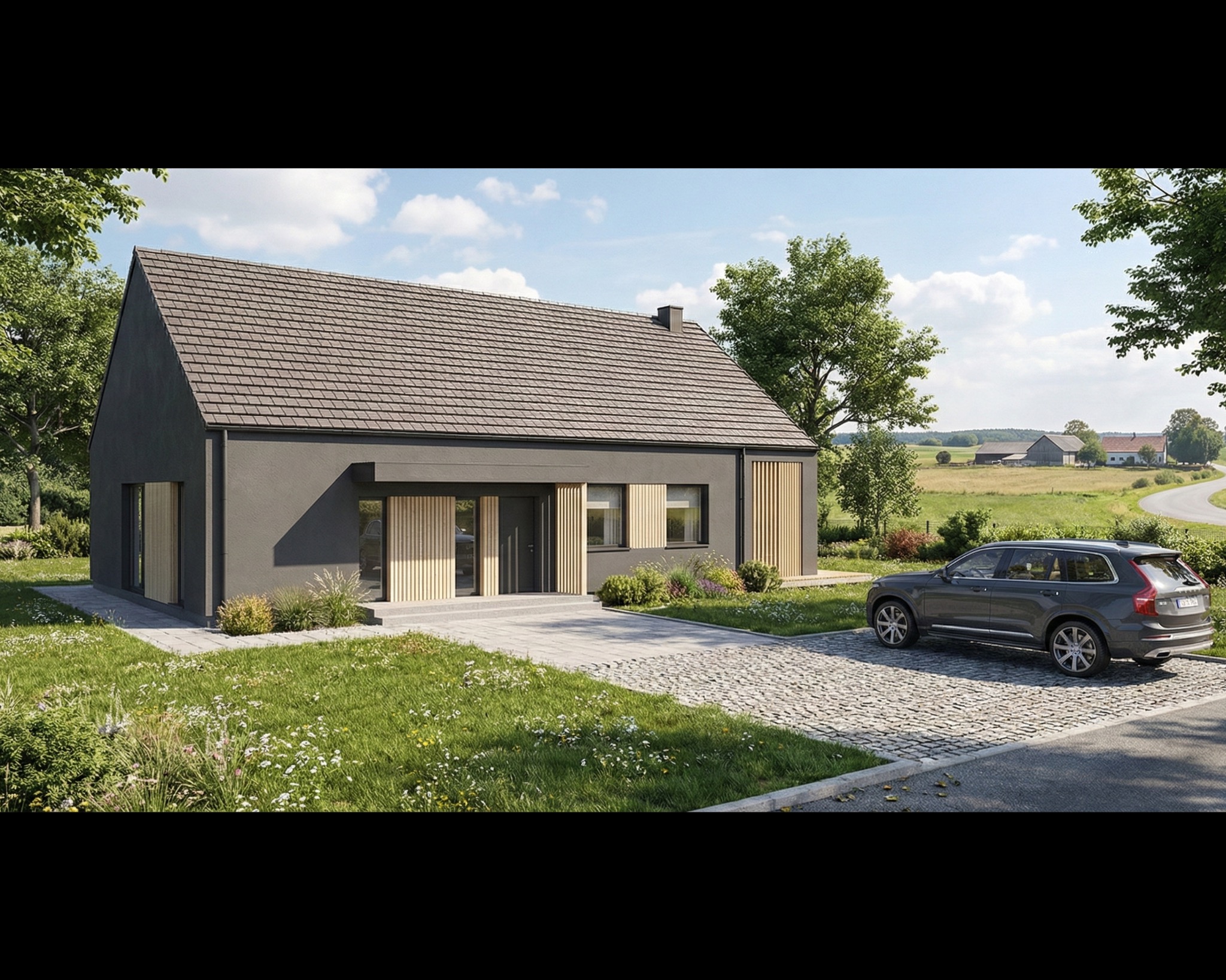 Elegancki, parterowy dom z szarą elewacją i drewnianymi akcentami, otoczony zielenią. Na podjeździe zaparkowany szary SUV. W tle wiejska zabudowa i błękitne niebo.